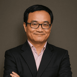 Headshot of Ken Huang